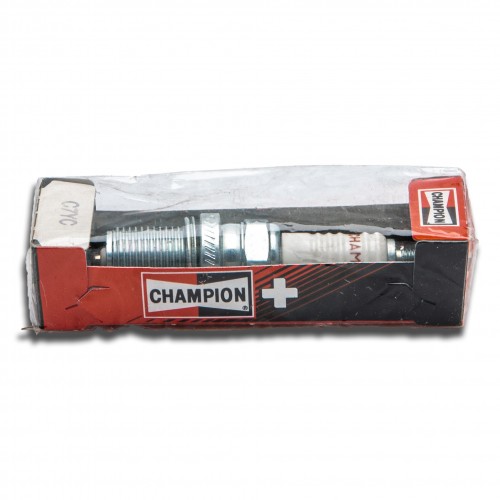 UJ4J Champion Spark Plug